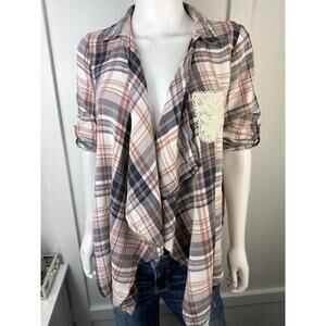 Beautiful Women’s Top Size M